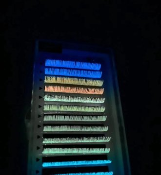 Florescent Colored Lash Trays